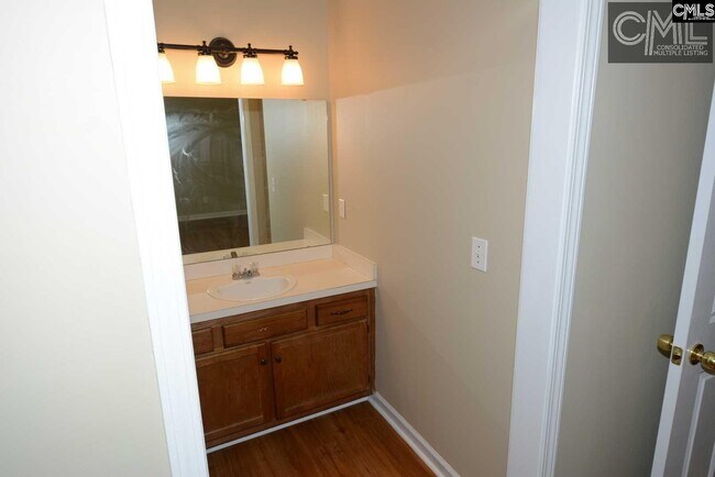 Building Photo - 357 Firebridge Dr