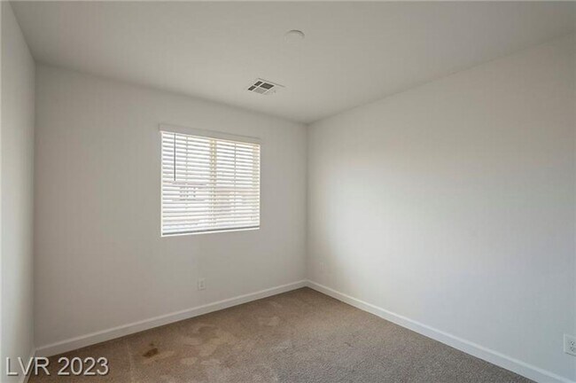 Building Photo - Charming Retreat in 89011