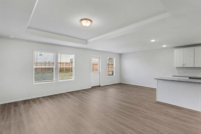 Building Photo - 3 Bedroom Home in Trails of Elizabeth Creek