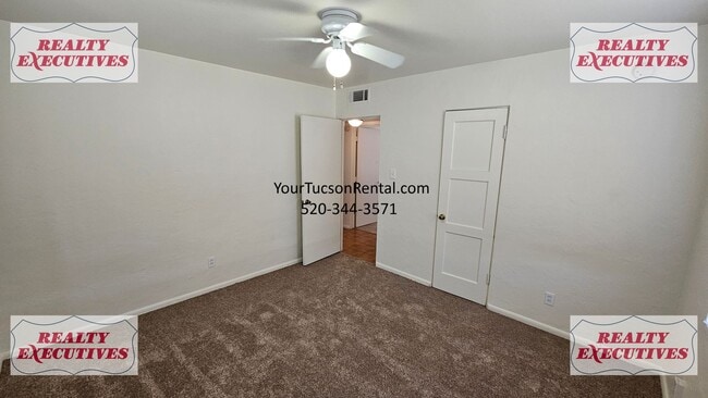 Building Photo - Silverlake Rd & Aviation Rd 3 Bedroom 1 ba...