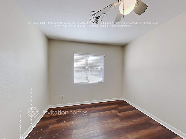 Building Photo - 3042 S 64th Ave