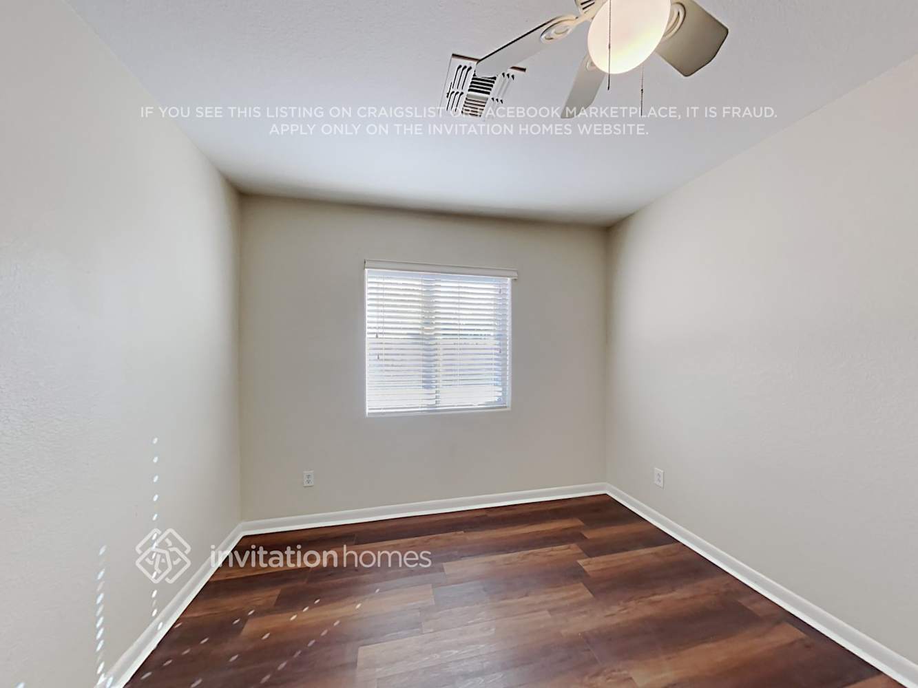 Building Photo - 3042 S 64th Ave