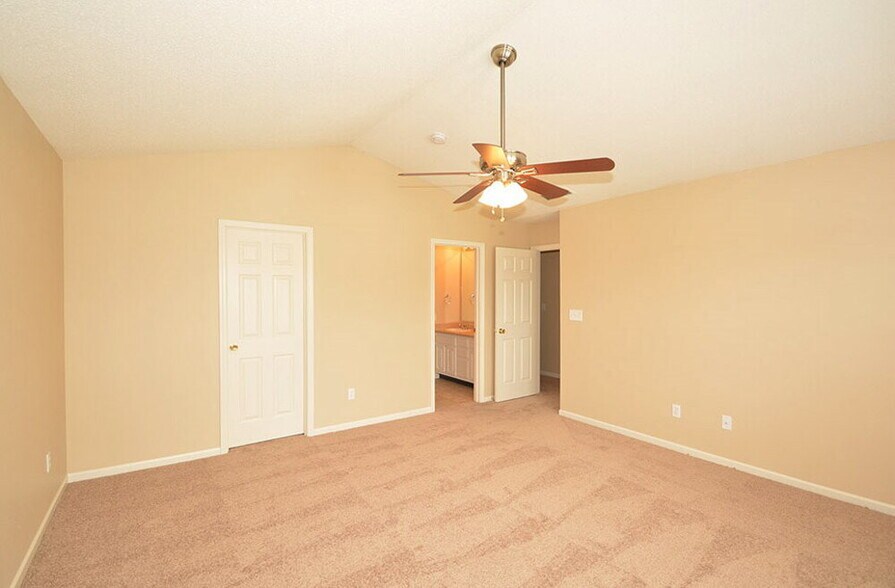 Building Photo - 8010 Whitaker Valley Blvd