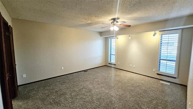 Building Photo - 5301 NW 115th St