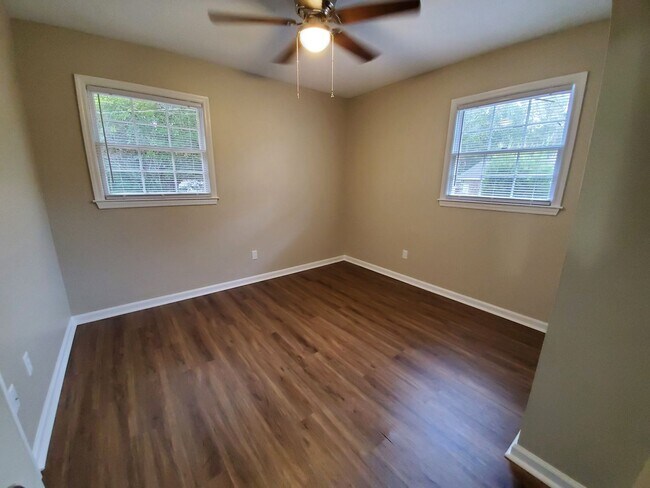 Building Photo - 203 Wilburn Rd