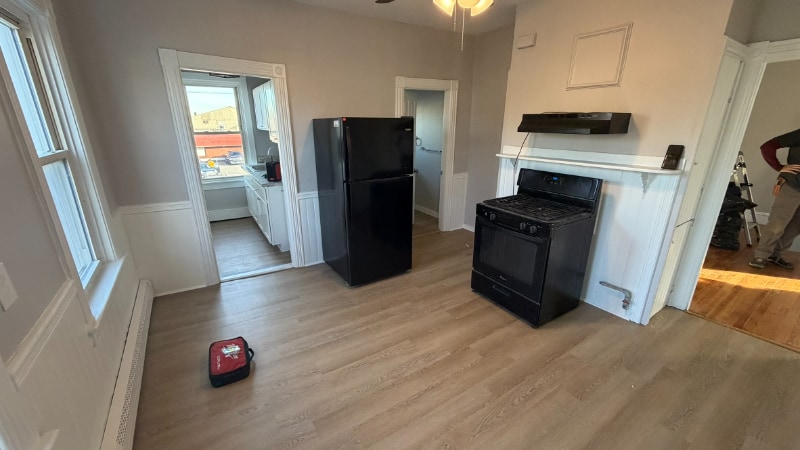 Building Photo - 188 Division St