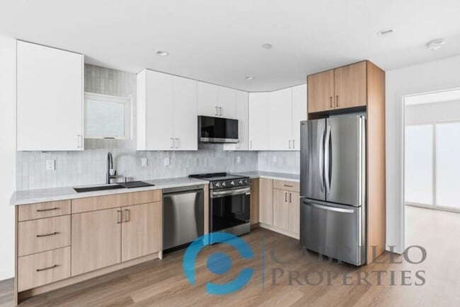 Building Photo - 6640 Valjean Ct