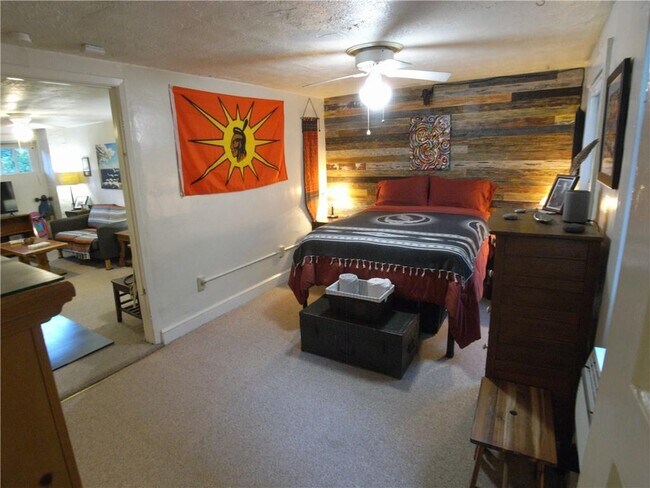 Building Photo - 1197 Stillwood Dr NE