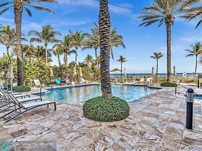 Building Photo - 4444 El Mar Dr