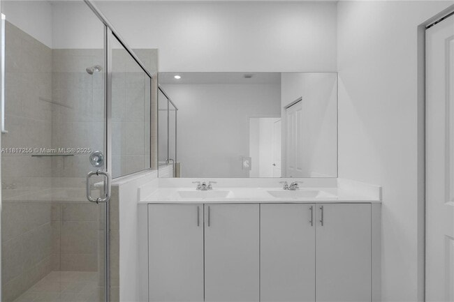 Building Photo - 12947 SW 231st Ter
