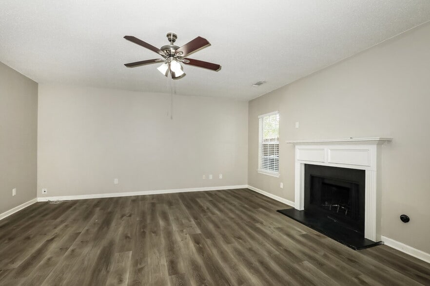 Building Photo - 936 Brisley Cir