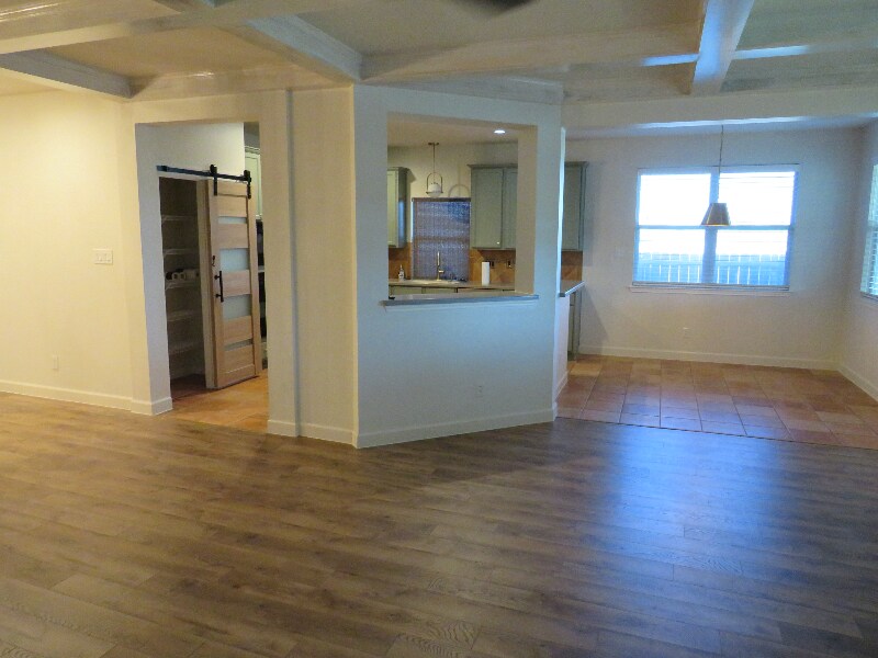 Building Photo - 137 Conway Castle Dr