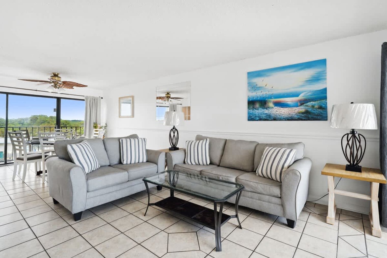 Building Photo - 8815 Thomas Dr