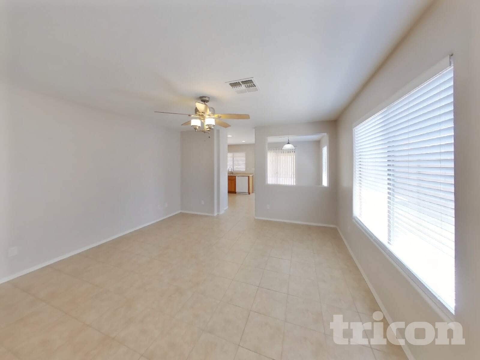 Building Photo - 2013 W Allens Peak Dr