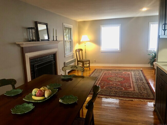 Building Photo - 57 Vine St