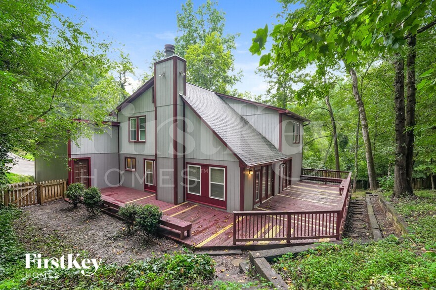 Building Photo - 8832 Belhaven Ct