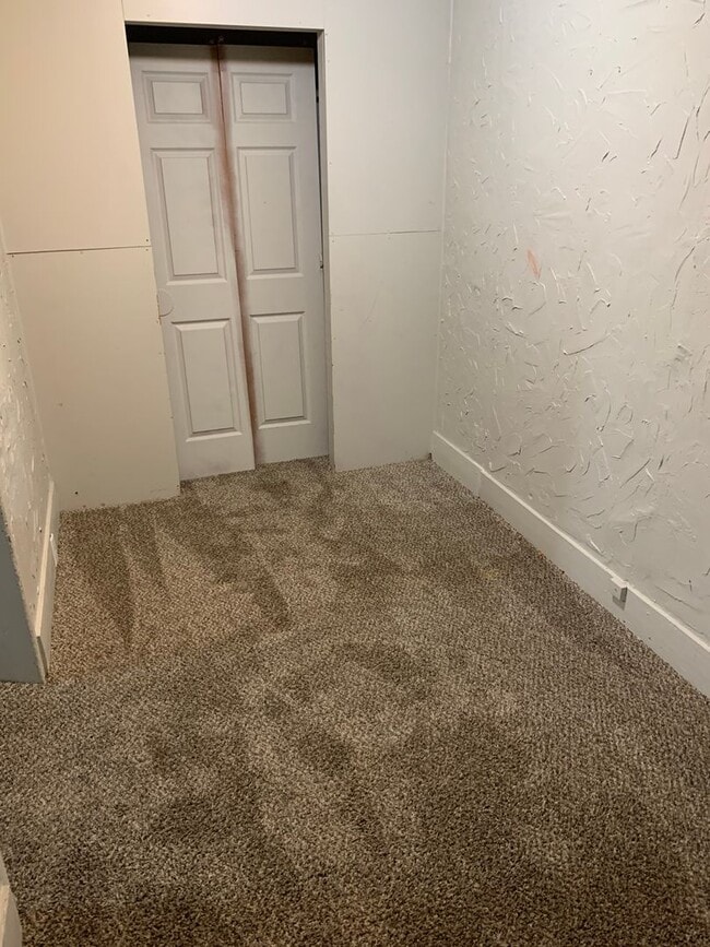 Building Photo - 1608 Fountain Ave