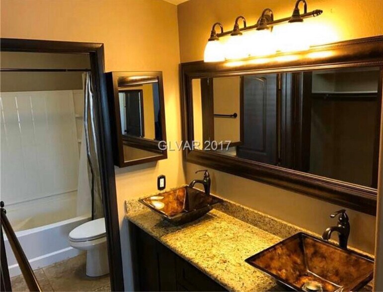 Building Photo - 9339 Square Dance Pl