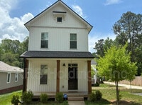 Building Photo - 1420 Maplewood Dr