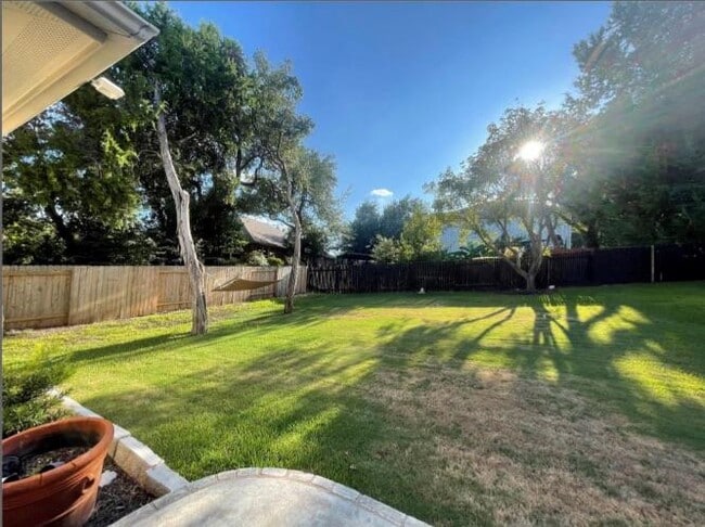 Building Photo - 101 S Gadwall Ln