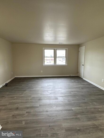 Building Photo - 1437 Liberty Rd