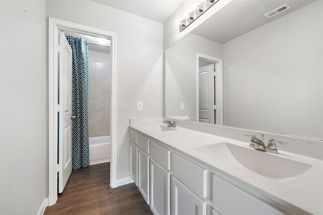 Building Photo - 23603 Goodfellow Dr