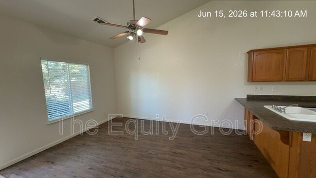 Building Photo - 1319 S Crowe St