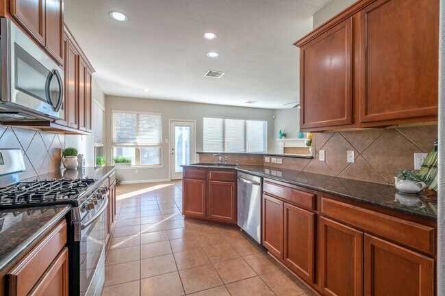 Building Photo - 138 Magnolia Grove Ln