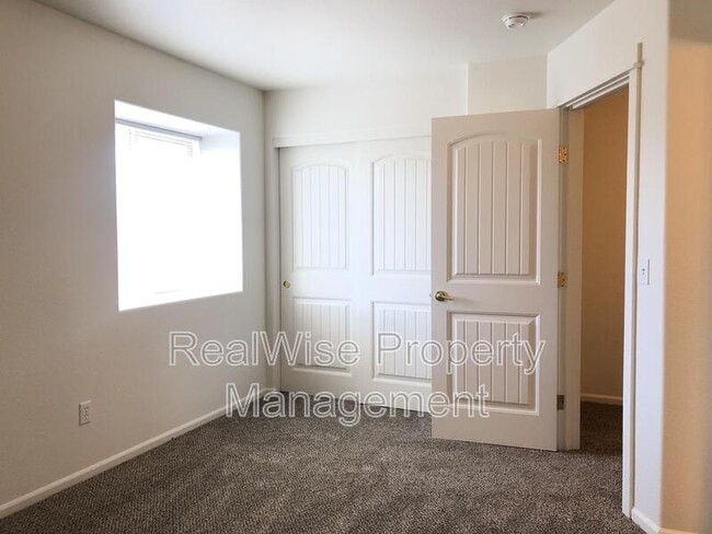 Building Photo - 2444 SW 23rd St