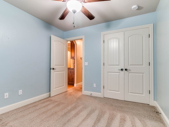 Building Photo - 4909 Kelly Lakes Dr