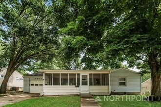 Building Photo - 3 BR/1.5BA | Newly Renovated Single Family Home | 1-Car Covered Parking | Gated backyard