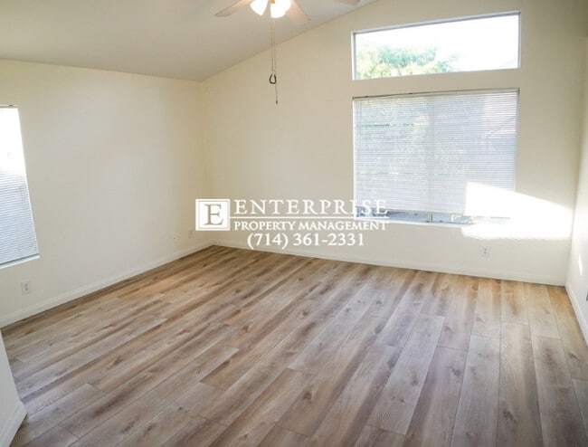 Building Photo - Spacious 4BD Home with Office & Yard | Top Schools