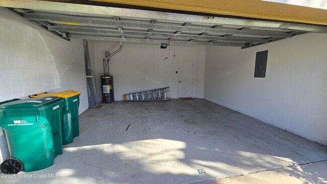 Building Photo - 3223 Monitor Ln