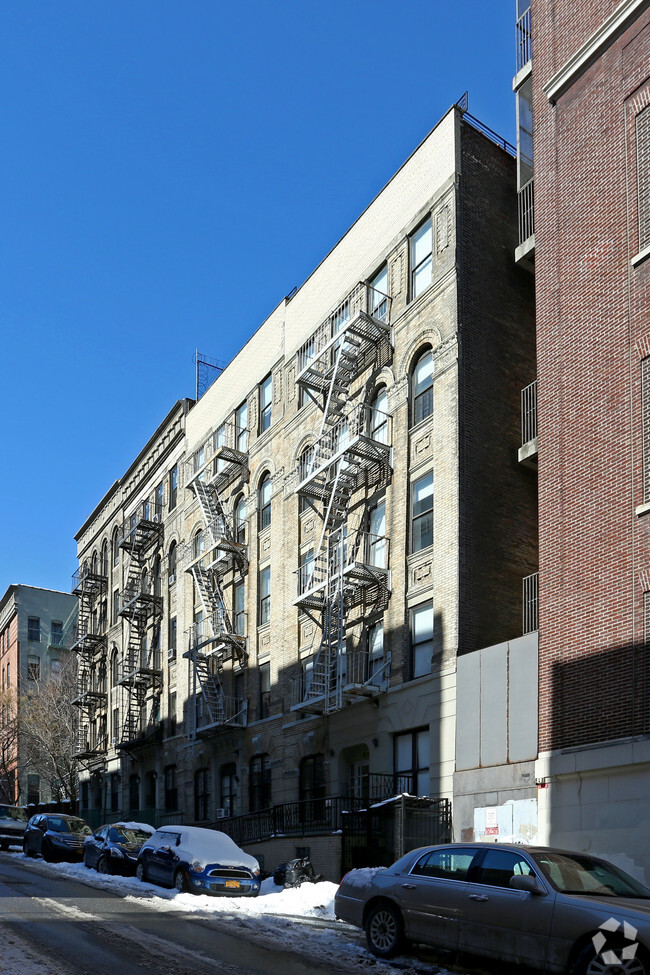 Primary Photo - 61-63 W 108th St