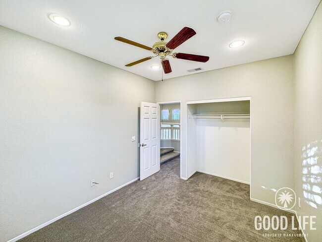 Building Photo - Stunning 5B/3.5BA House in Scripps Ranch!