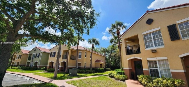 Building Photo - 10300 Fox Trail Rd S