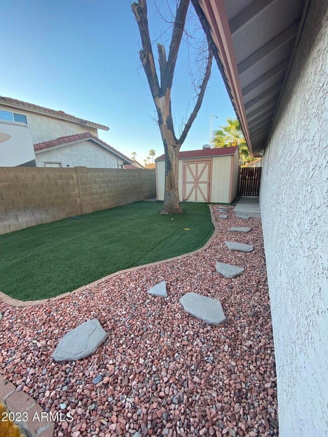 Building Photo - 7815 W Jenan Dr