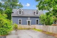 Building Photo - 2 Sefel Ave