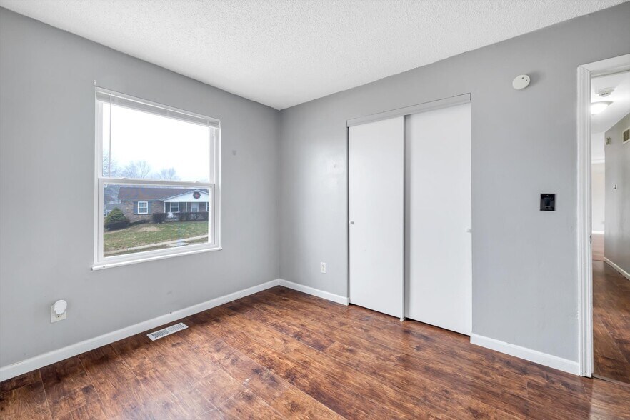 Building Photo - 2534 Millvalley Dr