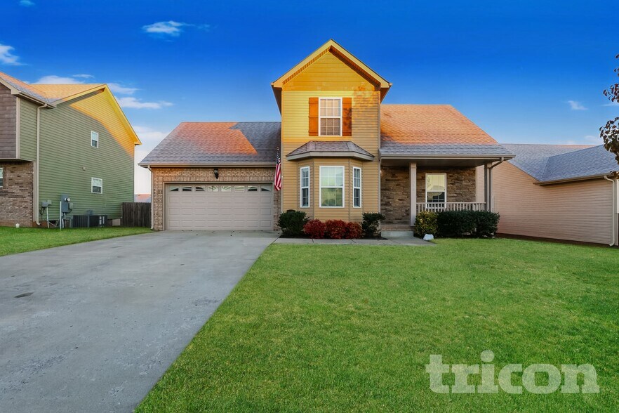 Primary Photo - 1033 Dwight Eisenhower Way