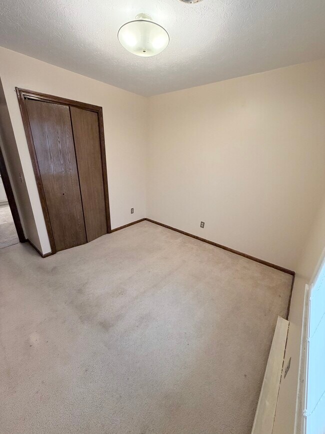 Building Photo - 1509 S Goyer Rd