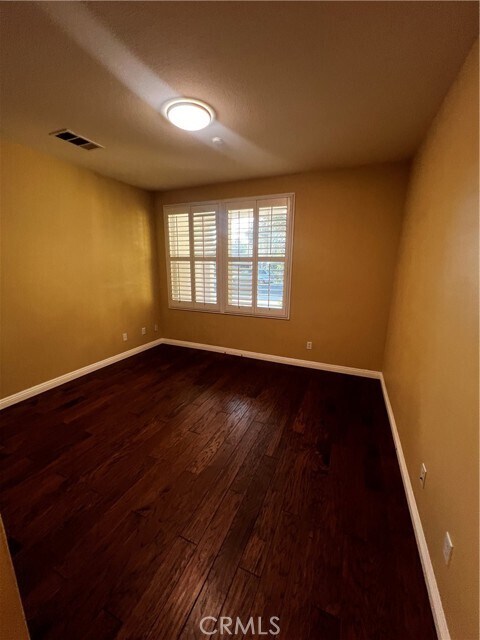 Building Photo - 7090 Cottage Grove Dr