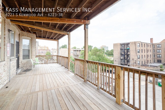 Building Photo - 6223 S Kenwood Ave
