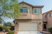 Building Photo - 3752 Hollycroft Dr