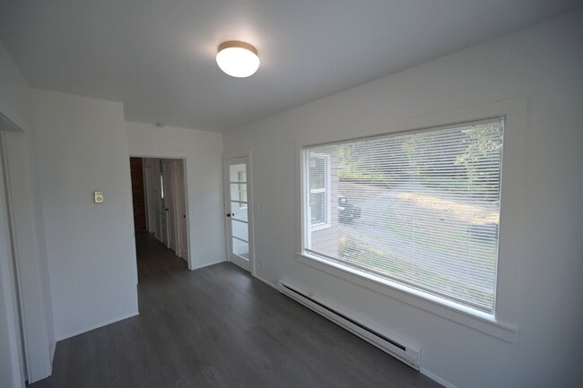 Building Photo - 2 bed 1.5 bath in Blyn
