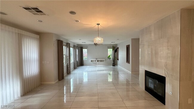 Building Photo - 5273 Candlespice Way