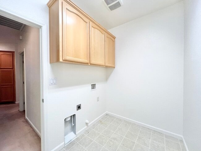 Building Photo - Charming one-story home in Linda! 3bd/2ba 1,360 sq. ft.