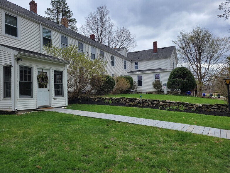 Building Photo - 106 Emerson Ave