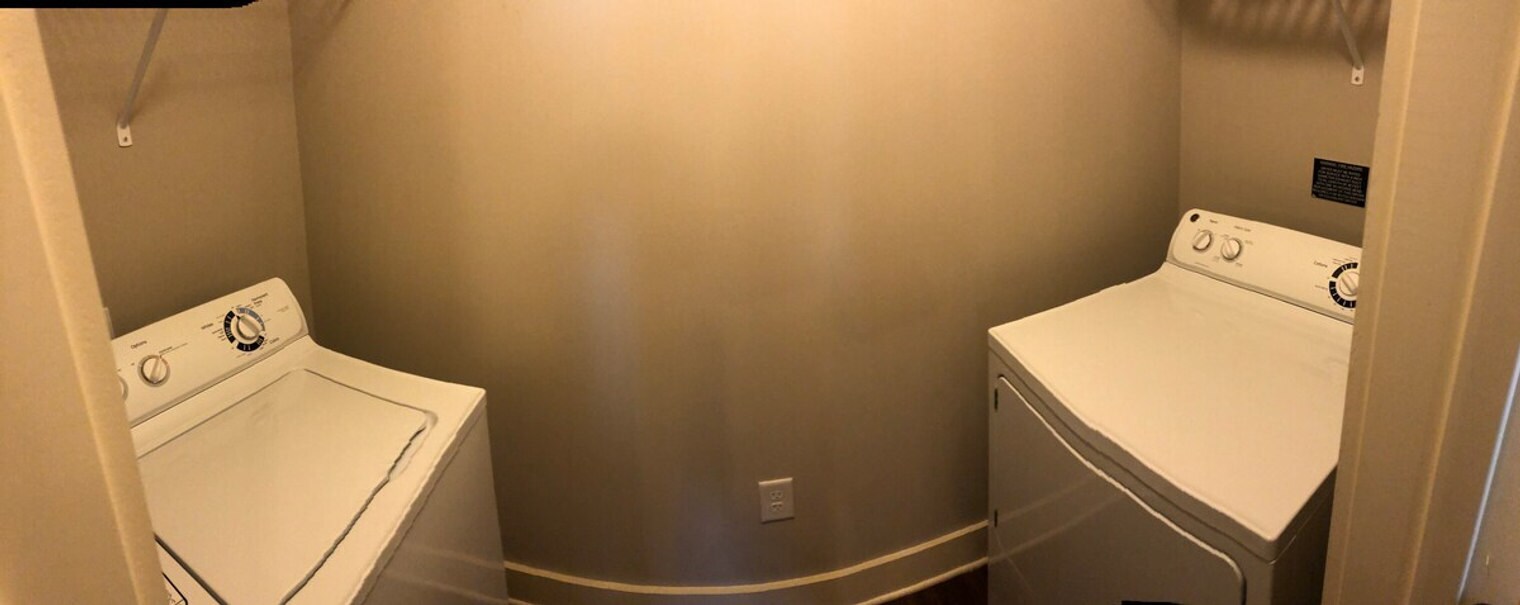 Building Photo - 2917 Camden Park Pl