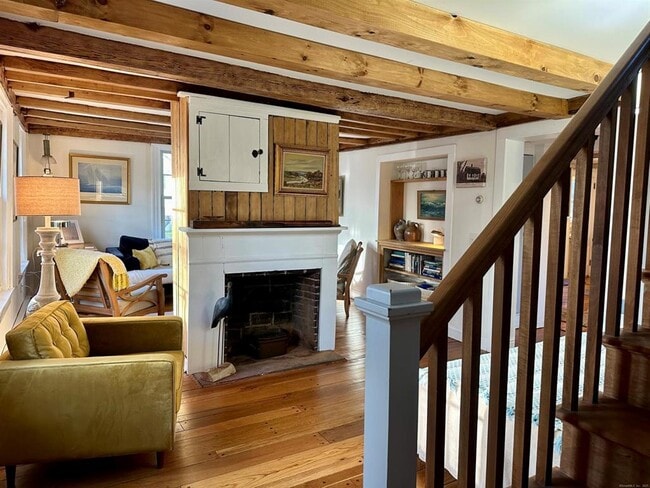 Building Photo - 43 Pennywise Ln